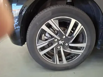 Photo 10 Peugeot 208  PureTech 130 S&S EAT8