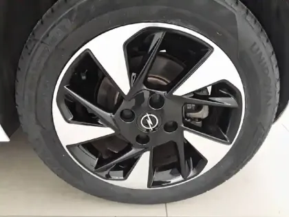 Photo 12 Opel Corsa  Electrique 136 ch & Batterie 50 kw/h