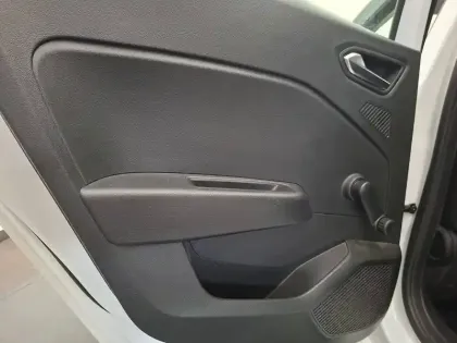 Photo 17 Renault Clio  TCe 90