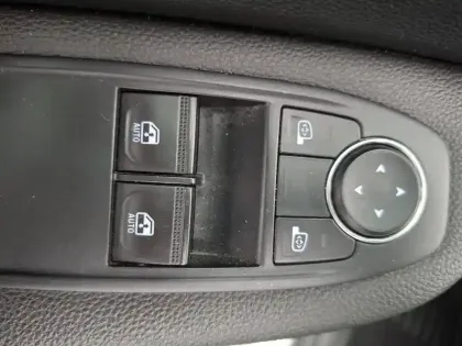 Photo 29 Renault Clio  TCe 90