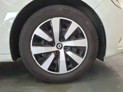 Photo 22 Renault Clio  TCe 90