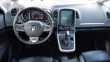 Photo 8 Renault Scenic Grand  dCi 160 Energy EDC