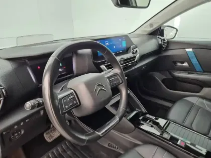 Photo 11 Citroën C4 e- 136 ch Automatique