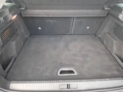 Photo 5 Citroën C4 e- 136 ch Automatique