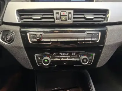 Photo 31 BMW X1  sDrive 18d 150 ch BVA8