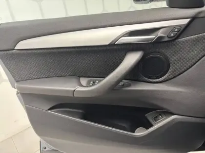 Photo 42 BMW X1  sDrive 18d 150 ch BVA8