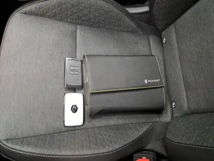 Photo 39 Renault Captur  TCe 90 - 21