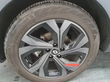 Photo 16 Renault Arkana  TCe 140 EDC FAP - 21B