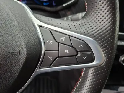 Photo 75 Renault Arkana  E-Tech 145 - 21B