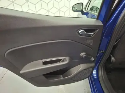 Photo 18 Renault Clio  Blue dCi 100 ch GSR2