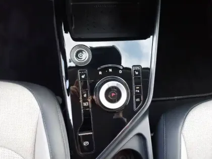 Photo 23 Kia Niro  EV Electrique 204 ch
