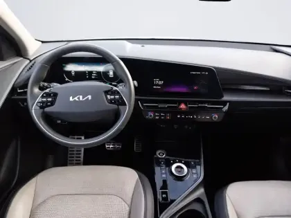 Photo 9 Kia Niro  EV Electrique 204 ch
