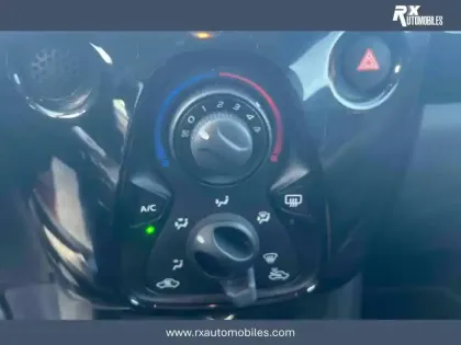 Photo 16 Peugeot 108  VTi 72ch S&S BVM5