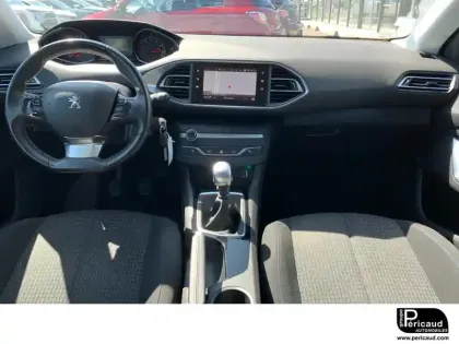 Photo 8 Peugeot 308  PureTech 110ch S&S BVM6