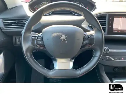 Photo 11 Peugeot 308  PureTech 110ch S&S BVM6