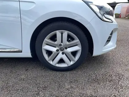 Photo 31 Renault Clio  Blue dCi 85