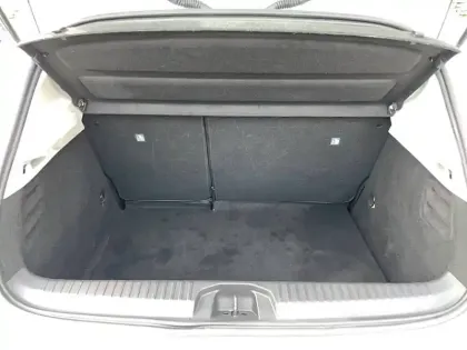 Photo 28 Renault Clio  Blue dCi 85