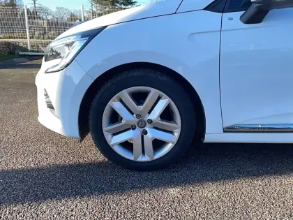 Photo 28 Renault Clio  TCe 90 - 21