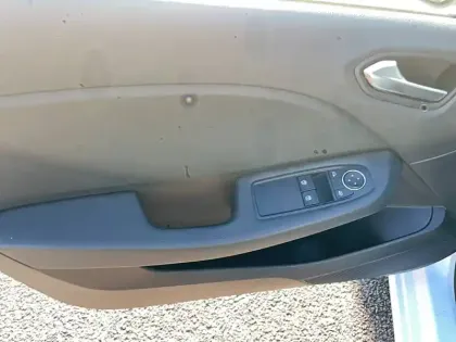 Photo 20 Renault Clio  TCe 90 - 21