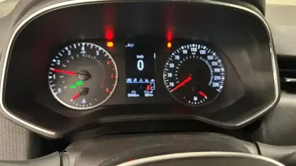 Photo 8 Renault Clio  TCe 90 - 21