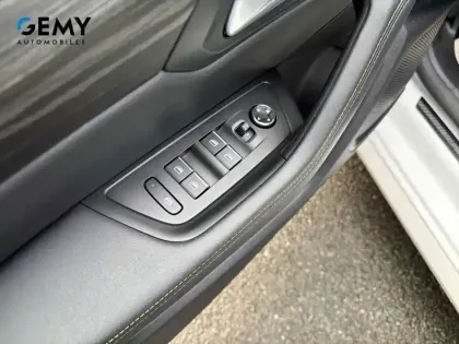 Photo 12 Peugeot 508  Hybrid4 360 e-EAT8 Peugeot Sport Engineered