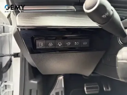 Photo 14 Peugeot 508  Hybrid4 360 e-EAT8 Peugeot Sport Engineered