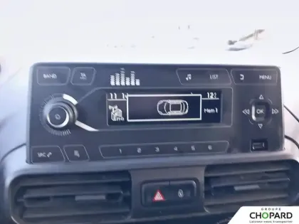 Photo 46 Peugeot Partner  FOURGON STANDARD 650 KG BLUEHDI 100 S&S BVM6