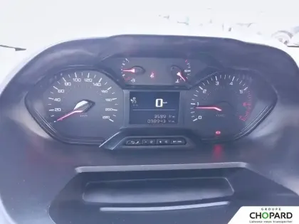 Photo 80 Peugeot Partner  FOURGON STANDARD 650 KG BLUEHDI 100 S&S BVM6