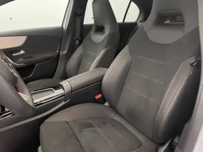 Photo 48 Mercedes Classe A  200 d 8G-DCT