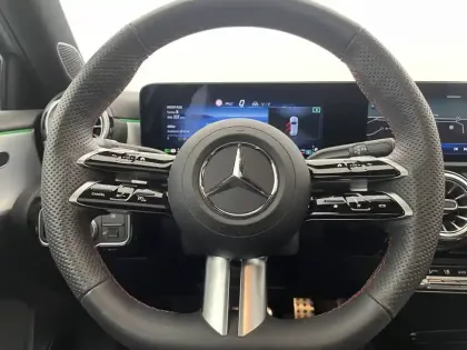 Photo 56 Mercedes Classe A  200 d 8G-DCT