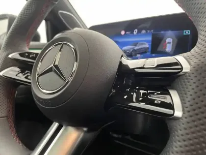 Photo 24 Mercedes Classe A  200 d 8G-DCT