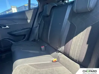 Photo 17 Peugeot 2008  PureTech 130 S&S EAT8