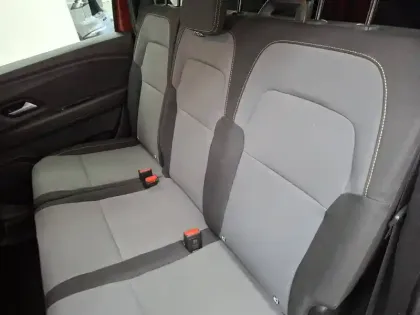 Photo 60 Dacia Jogger  Hybrid 140 5 places