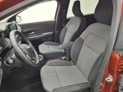 Photo 81 Dacia Jogger  Hybrid 140 5 places