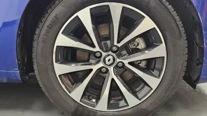 Photo 18 Renault Clio  E-Tech full hybrid 145