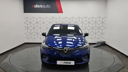 Photo 11 Renault Clio  E-Tech full hybrid 145