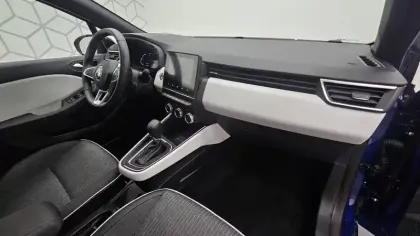 Photo 21 Renault Clio  E-Tech full hybrid 145