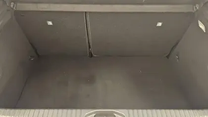 Photo 15 Renault Clio  E-Tech full hybrid 145