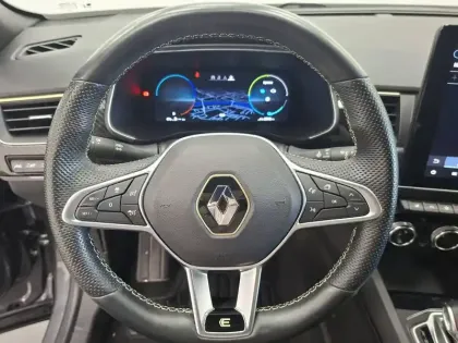 Photo 127 Renault Arkana  E-Tech hybride 145 - 22