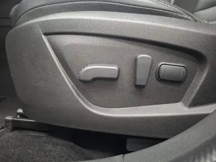 Photo 78 Renault Arkana  E-Tech hybride 145 - 22