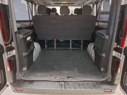 Photo 8 Opel Vivaro  Combi K2900 L2H1 1.6 CDTI Turbo 120 ch S/S