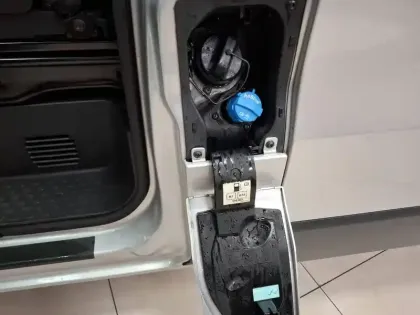 Photo 31 Opel Vivaro  Combi K2900 L2H1 1.6 CDTI Turbo 120 ch S/S