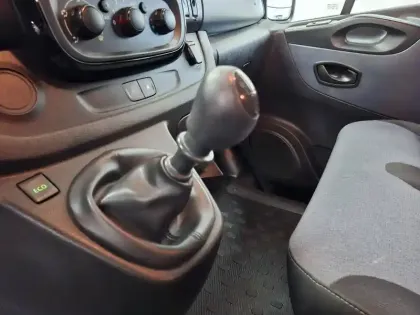 Photo 24 Opel Vivaro  Combi K2900 L2H1 1.6 CDTI Turbo 120 ch S/S