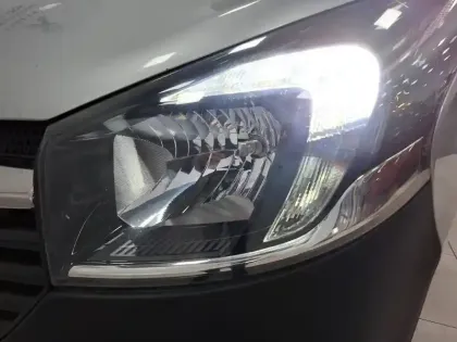 Photo 30 Opel Vivaro  Combi K2900 L2H1 1.6 CDTI Turbo 120 ch S/S