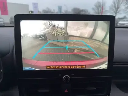 Photo 19 Toyota Yaris  Hybride 130h