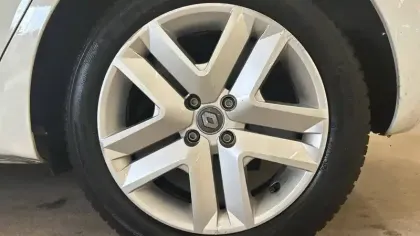 Photo 8 Renault Clio  TCe 90 - 21