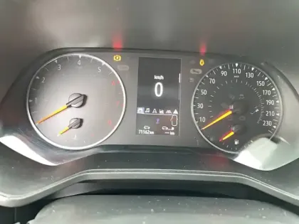 Photo 27 Renault Clio  TCe 90 - 21