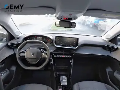 Photo 7 Peugeot 208  Electrique 54 kWh 156ch