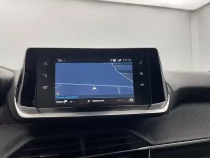 Photo 51 Peugeot 2008  PureTech 130 S&S EAT8