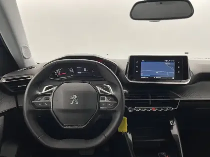 Photo 85 Peugeot 2008  PureTech 130 S&S EAT8